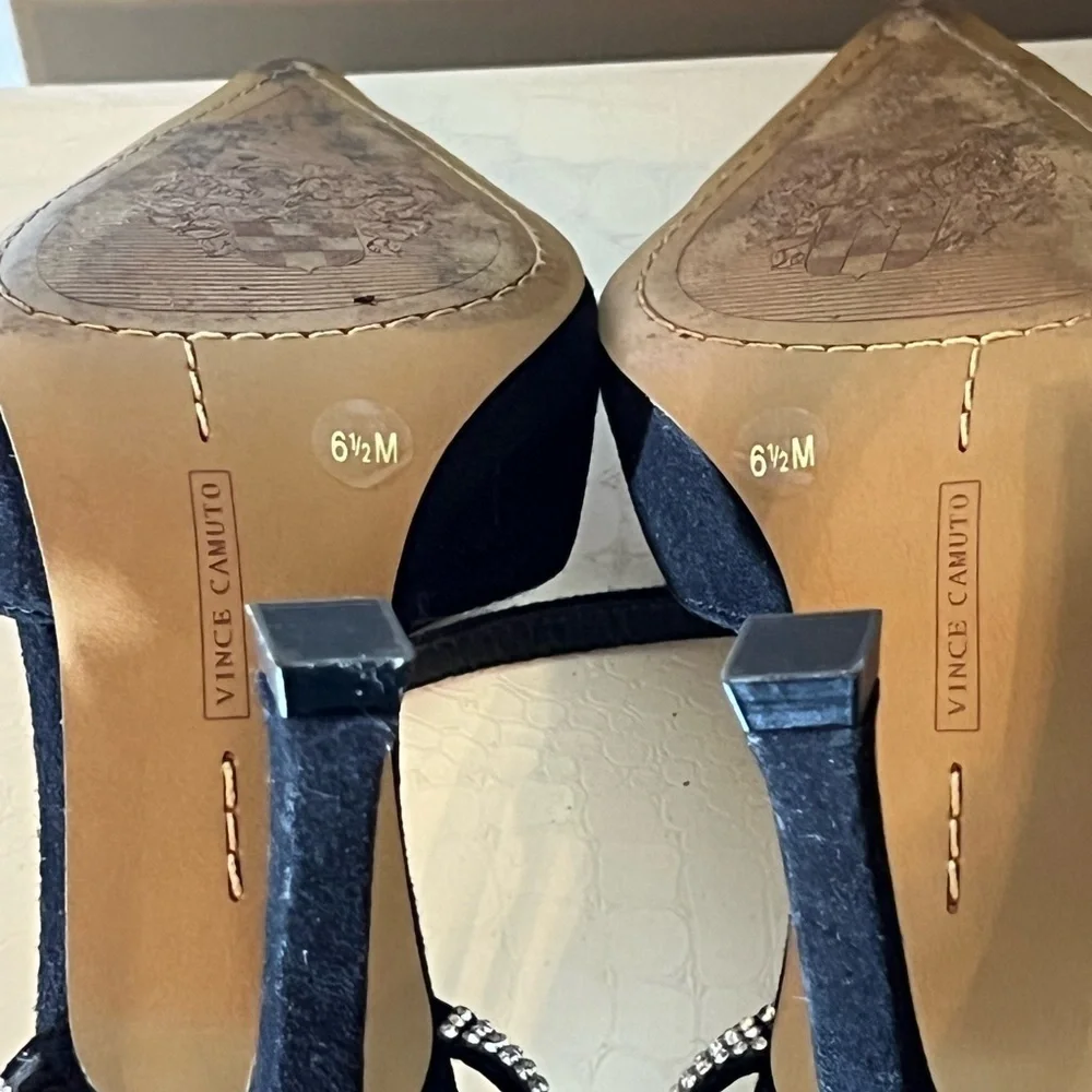 Vince Camuto Women’s Ketrinda Ankle Strap Pump Size 6.5
